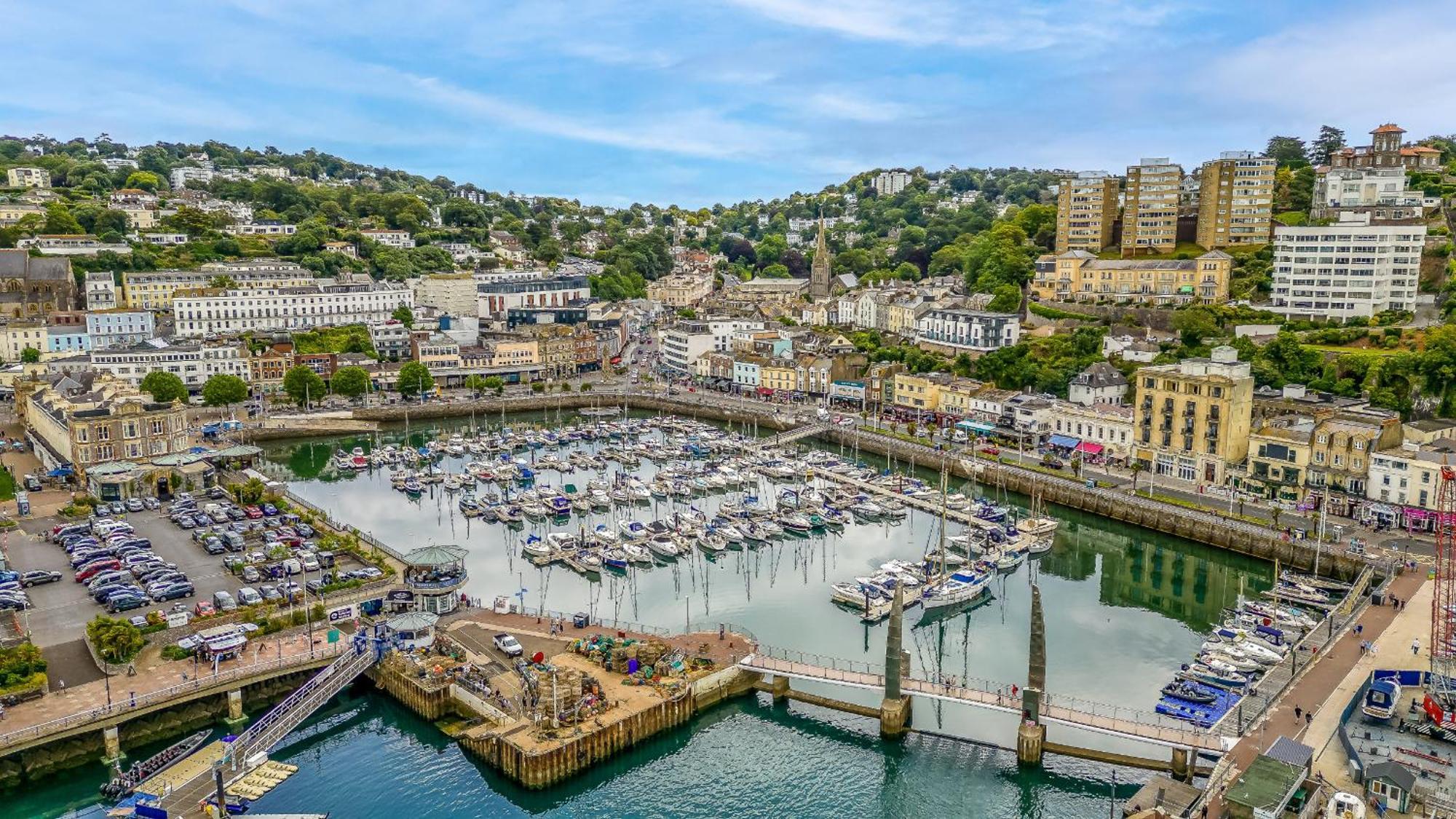 The Moorings - Stylish Duplex Apartment On Torquay Harbourside Bagian luar foto